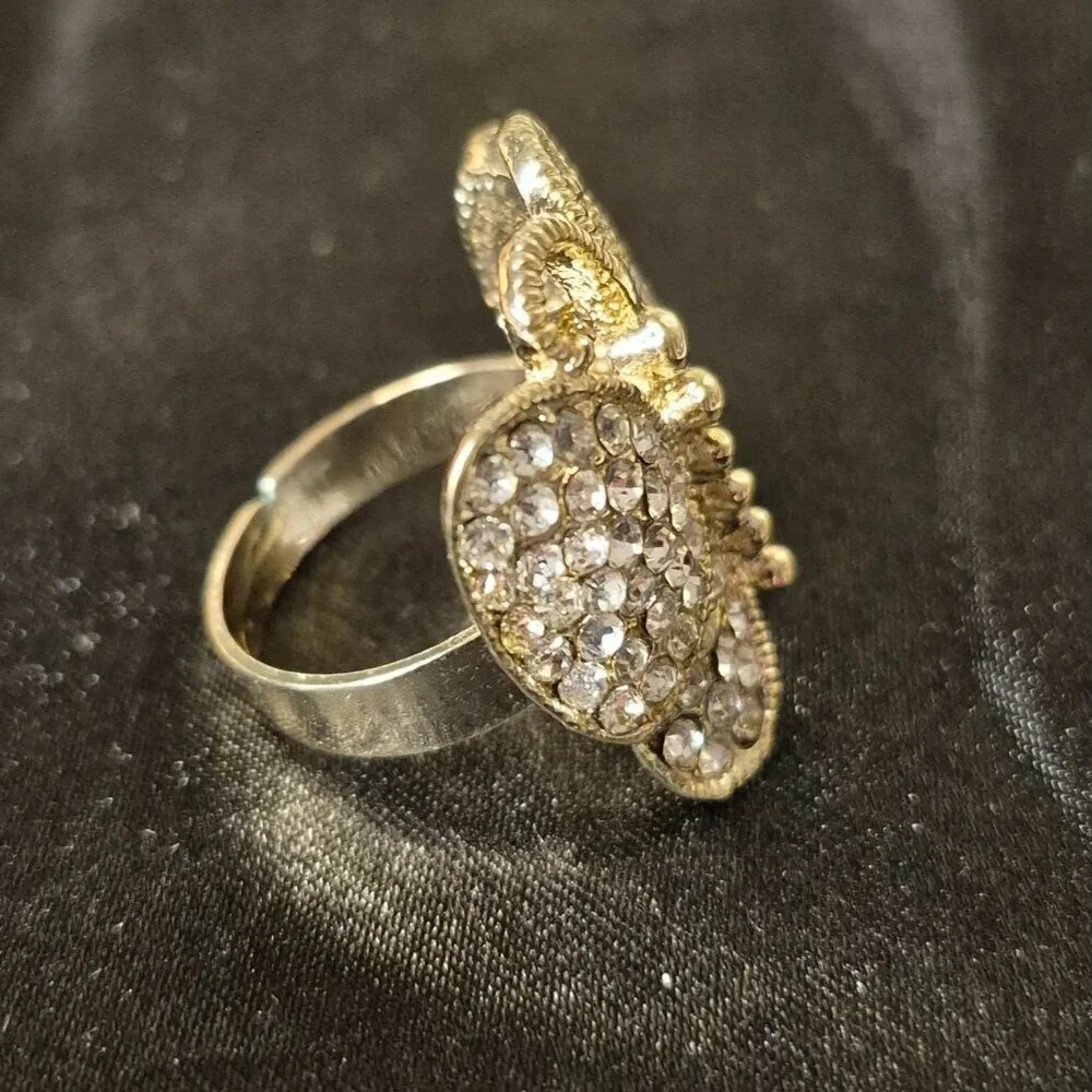 Fairy Gather Rings ππ§ββοΈ Clear Rhinestones Butterfly Gold Tone Adjustable Ring - Picture 9 of 11